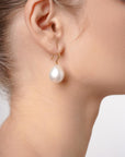Pearl earrings Margaret Baroque