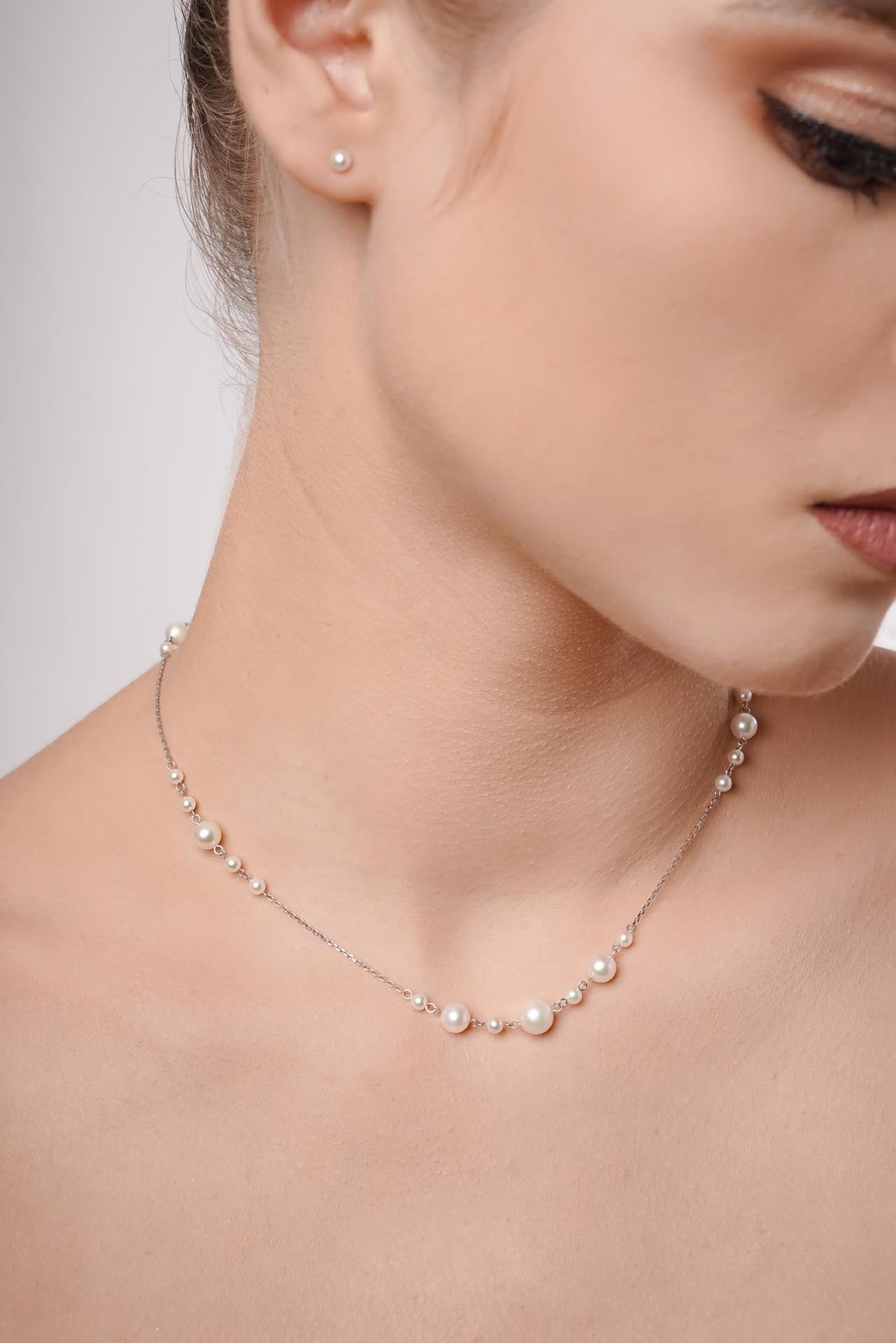 Pearl necklace Akoya Pearl Luminescence