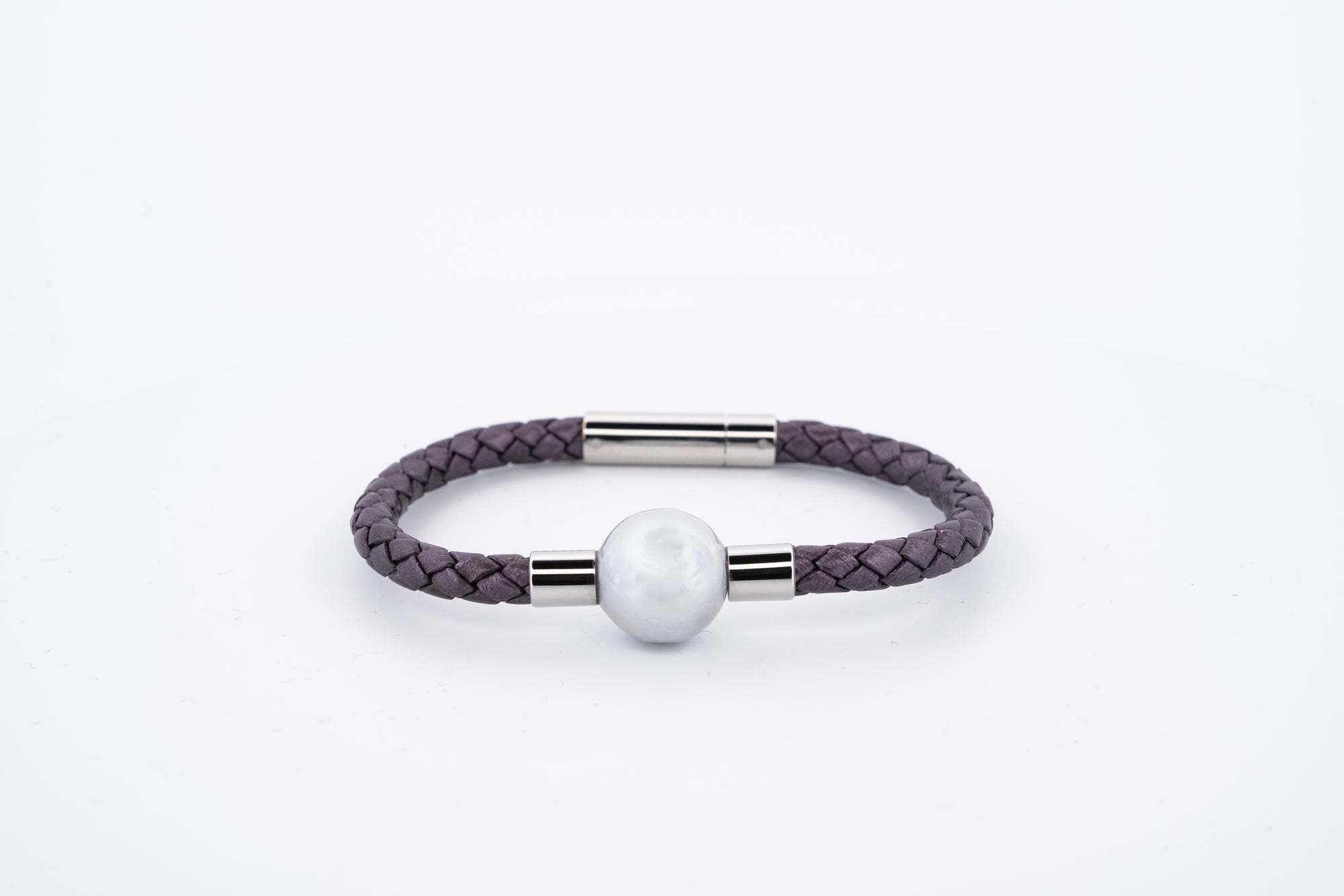 Edelweiss Leather Pearl Bracelet Silver