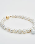 Queen Baroque pearl necklace