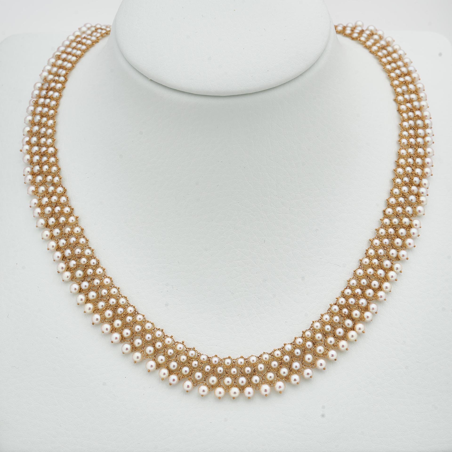 Gold pearl necklace Cleopatra White Baby Akoya