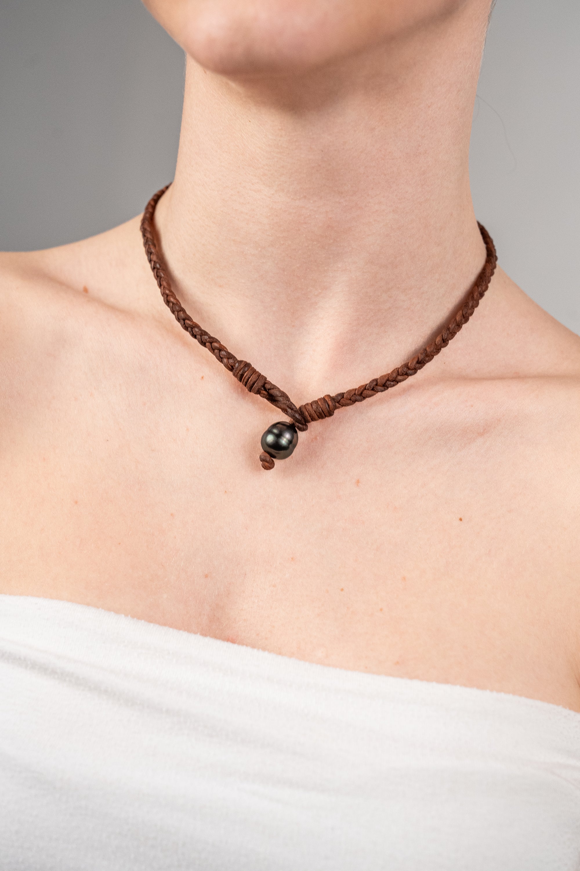 Tane Leather Necklace &amp;amp; Bracelet Black Tahiti